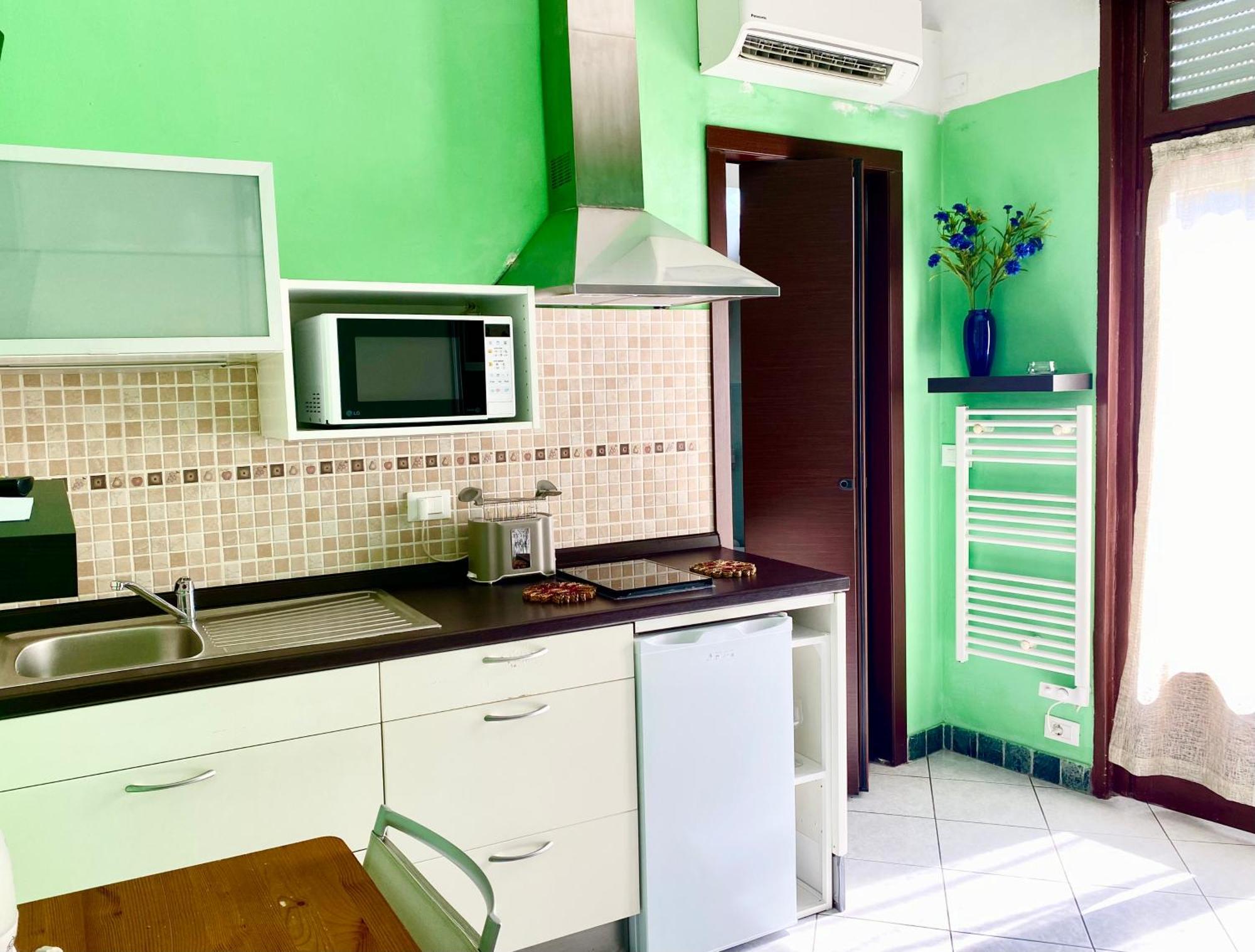 Apartment Bergamo Centro Storico Luaran gambar